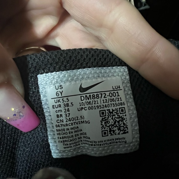 Air Force 1’s - Picture 6 of 6